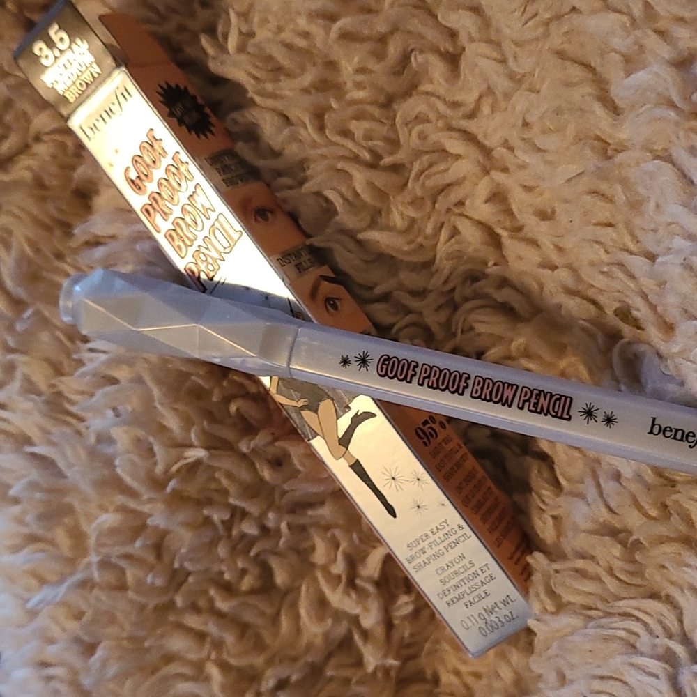 BRAND NEW BENEFIT GOOF PROOF BROW PENCIL IN SHADE 3.5